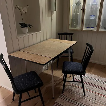2-roms I Med Parkering Og Naert Sentrum Tromso
