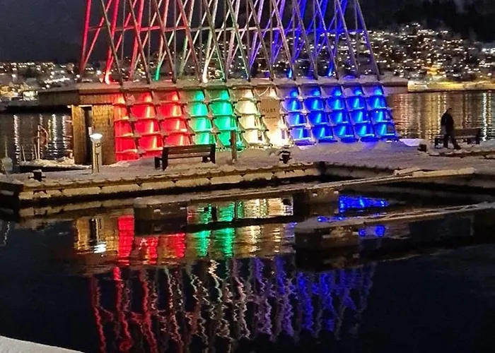 Arctic - Free Parking - Close To Everyting Apartamento *