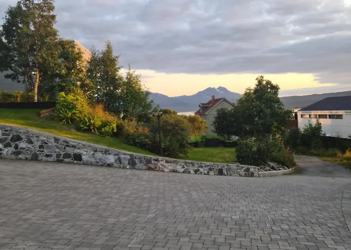 Arctic - Free Parking - Close To Everyting *