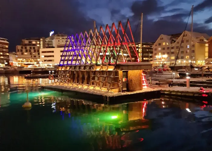 Arctic - Free Parking - Close To Everyting Apartamento